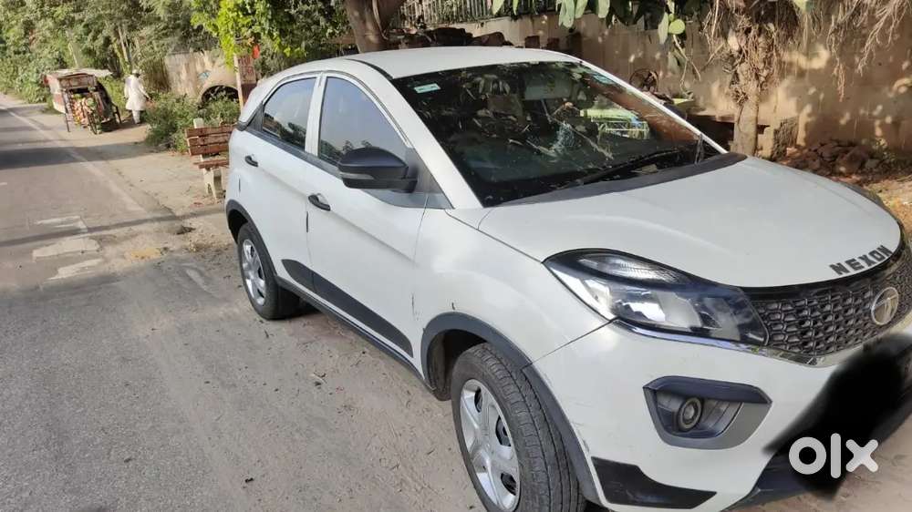 Tata Nexon 2018 Diesel 75000 Km Driven