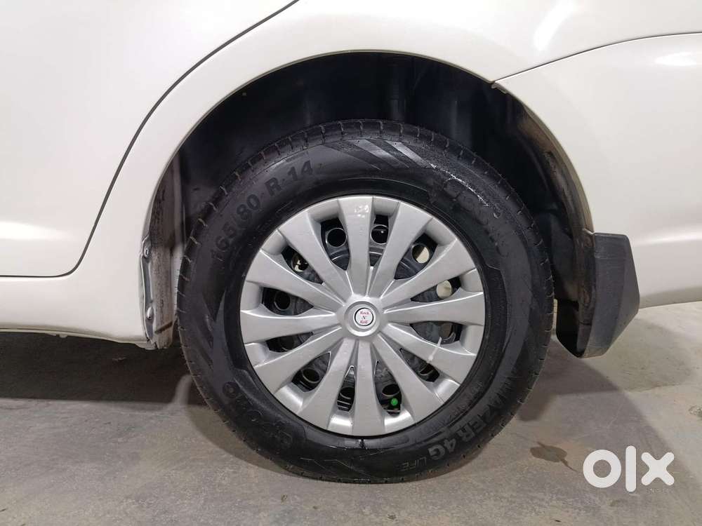 Maruti Suzuki Swift Dzire 1.2 Vxi Bsiv, 2011, Petrol