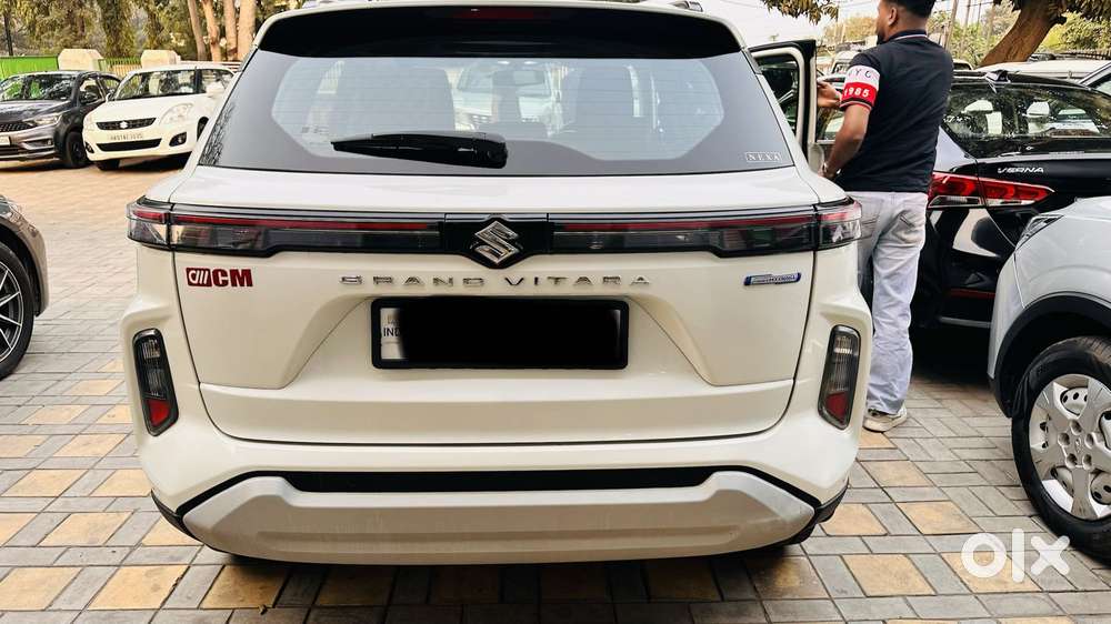 Maruti Suzuki Grand Vitara 1.5 Zeta Smart Hybrid, 2023, Petrol