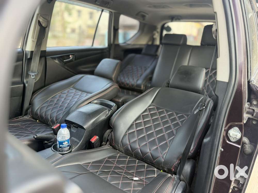 Toyota Innova Crysta 2.8 Gx At 8s, 2016, Diesel
