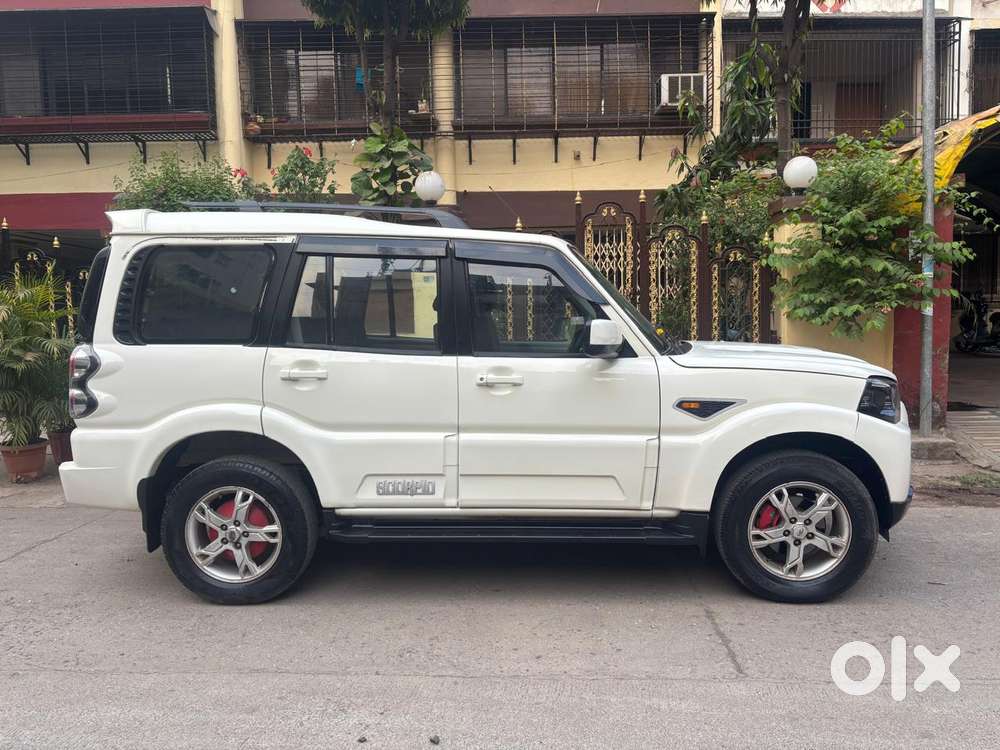 Mahindra Scorpio S10, 2014, Diesel