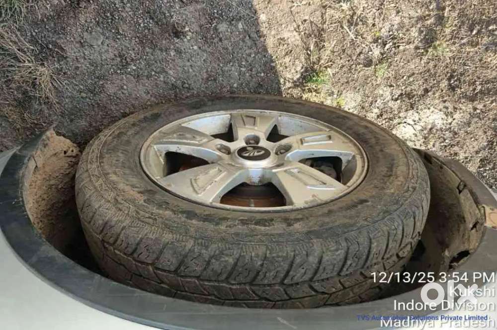 Mahindra Xuv500 2012