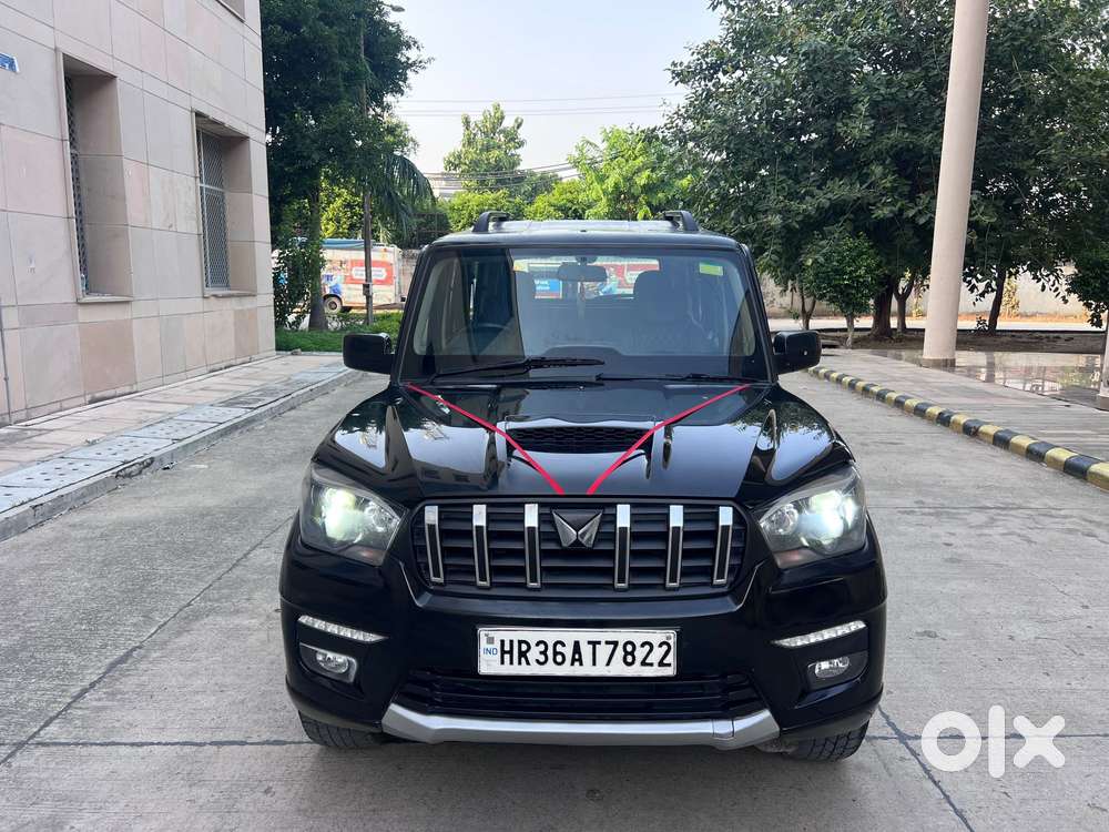Mahindra Scorpio Classic, 2025, Diesel