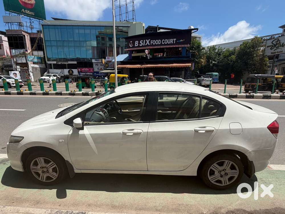 Reliable Honda City 1.5 Smt Car 2011