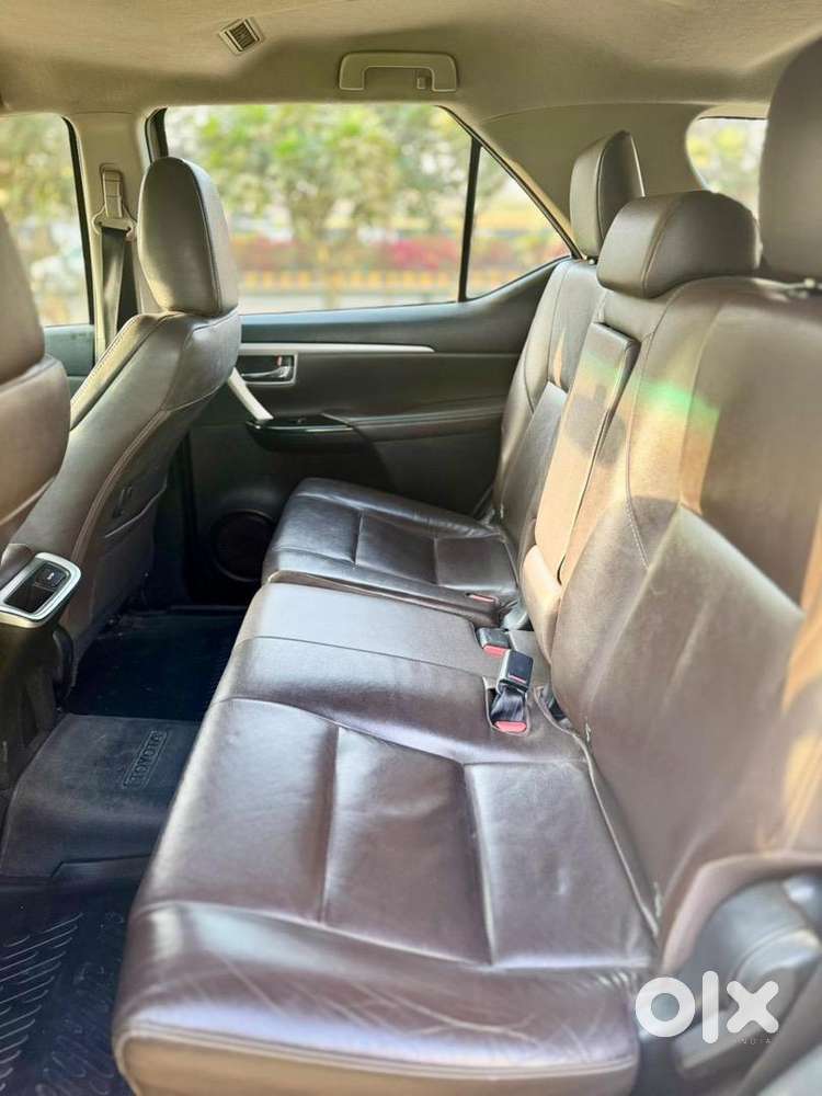 Toyota Fortuner 2017 Diesel Only 88000 Km Driven