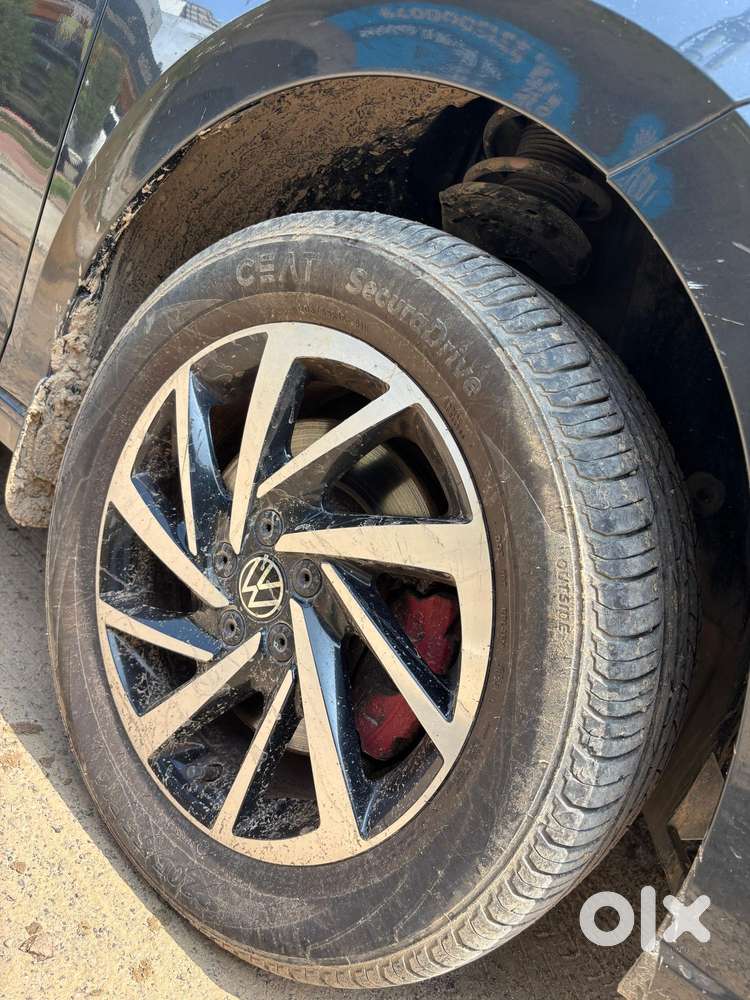 Volkswagen Virtus Gt 1.5 Tsi Dsg, 2023, Petrol