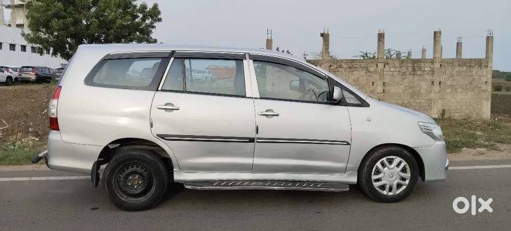 Toyota Innova Diesel 2014