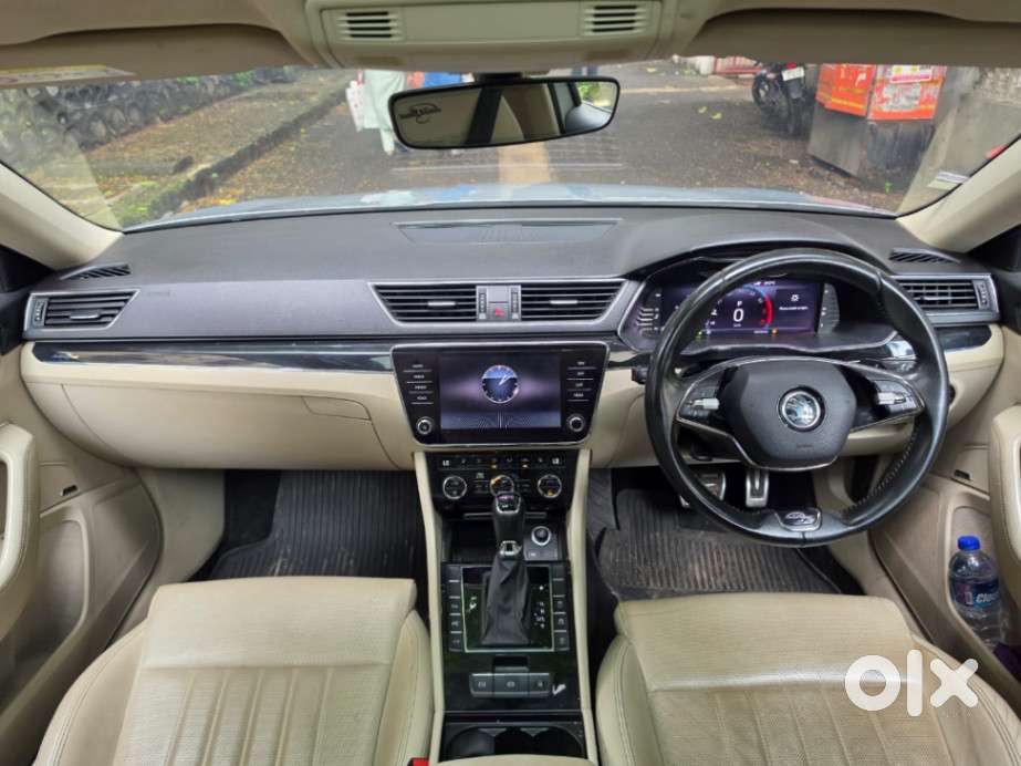 Skoda Superb 2.0 Tsi At L&k, 2022, Petrol