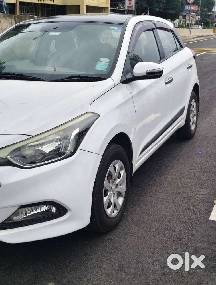 Hyundai I20 Sportz 1.2 Bs-iv, 2015, Petrol