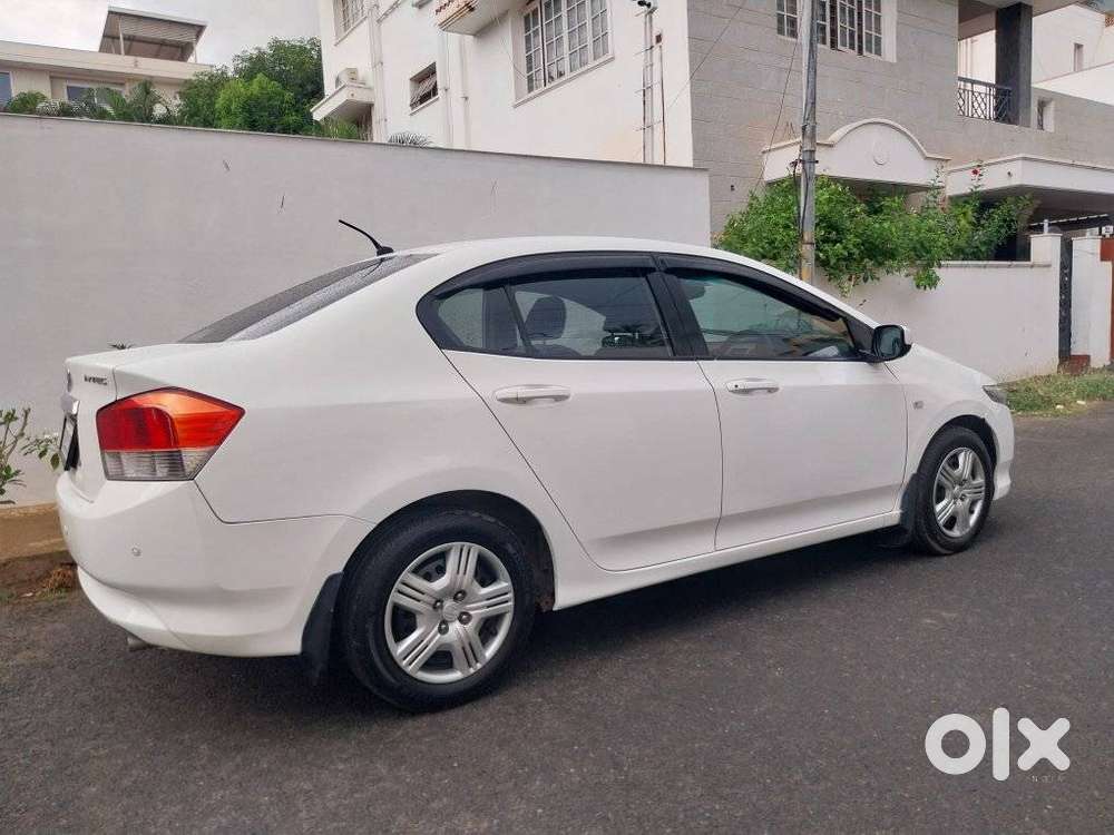 Honda City 1.5 E Mt, 2010, Petrol