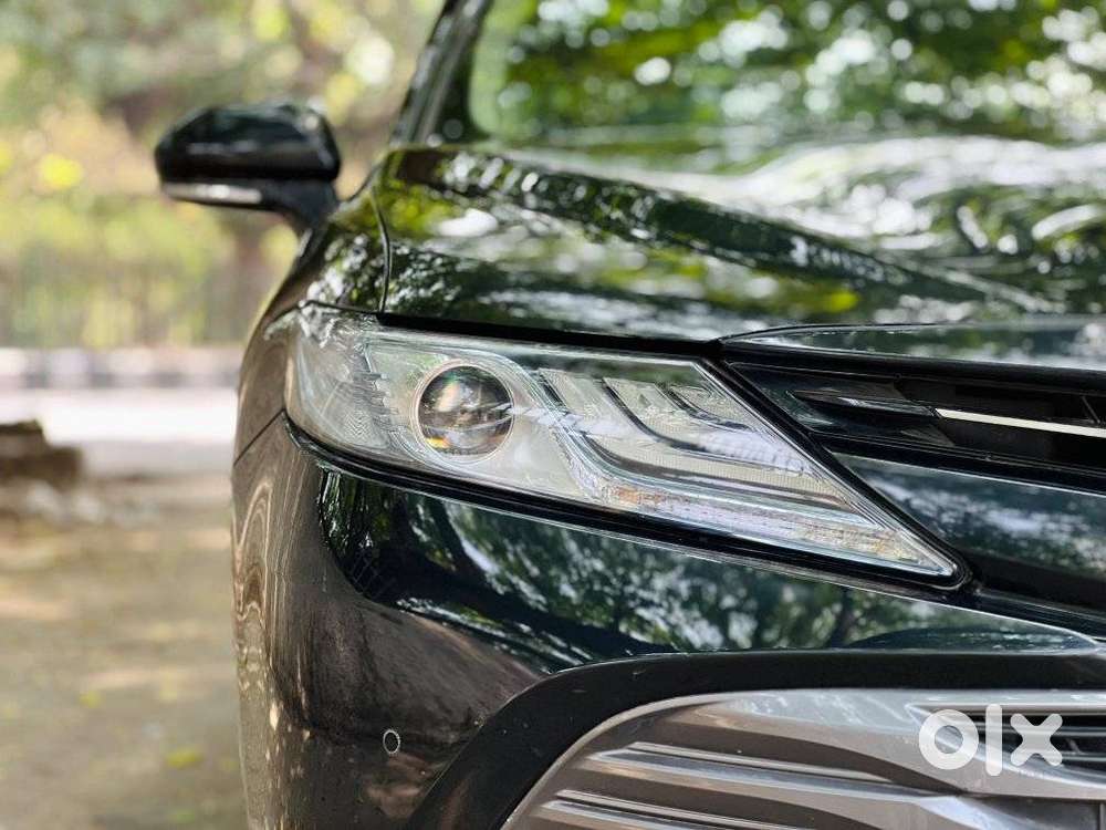 Toyota Camry Hybrid, 2019, Petrol
