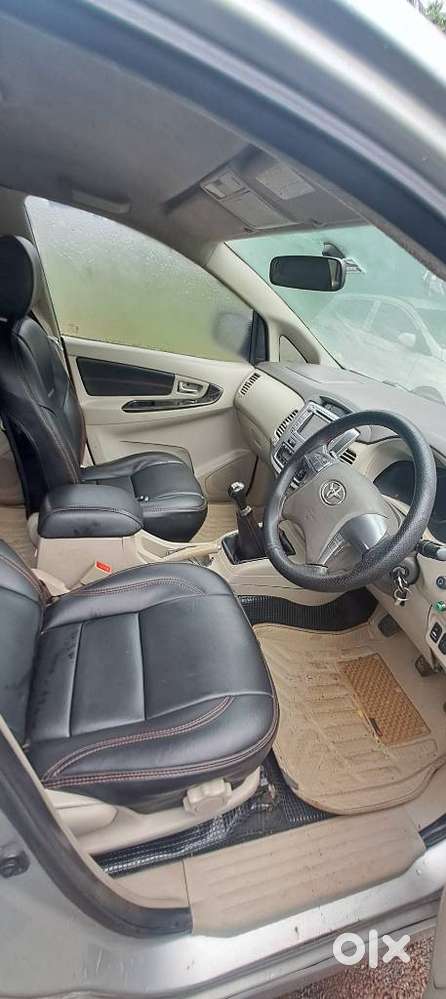 Toyota Innova 2.5 Z Diesel 7 Seater, 2014, Diesel