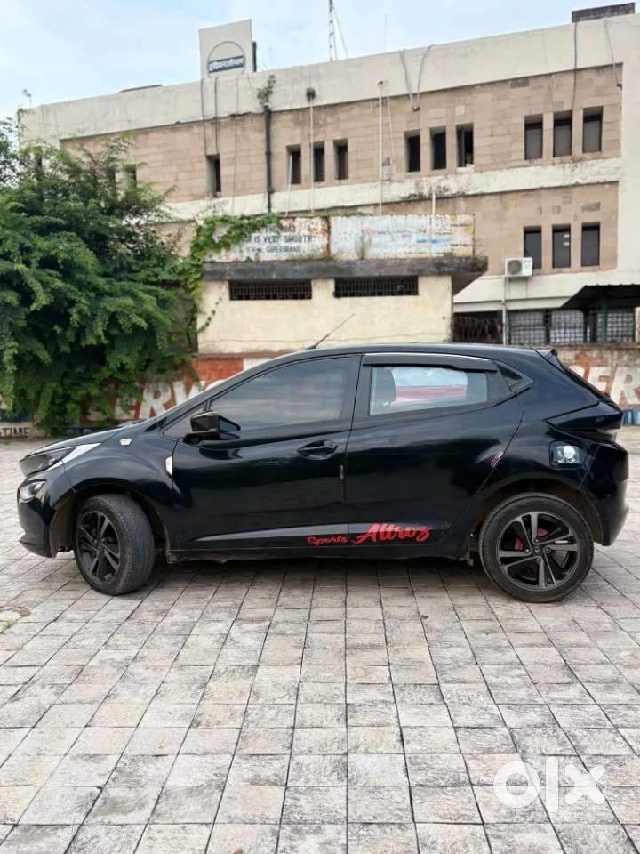 Tata Altroz 1.2 Xz Plus Dark Edition, 2022, Petrol