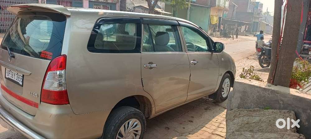 Toyota Innova 2011 Diesel Well Maintained