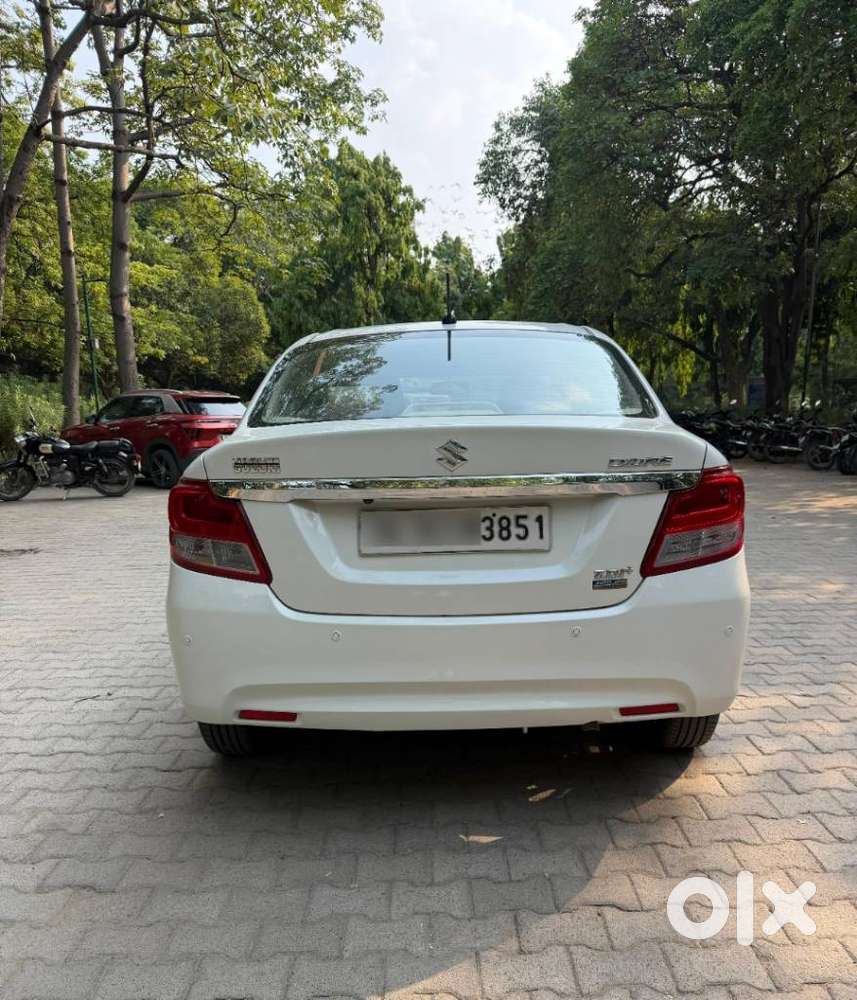 Maruti Suzuki Swift Dzire Zxi+ Amt, 2017, Diesel