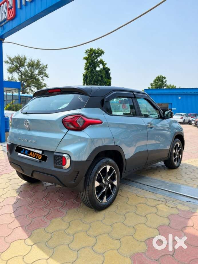 Tata Punch Accomplished, 2023, Petrol