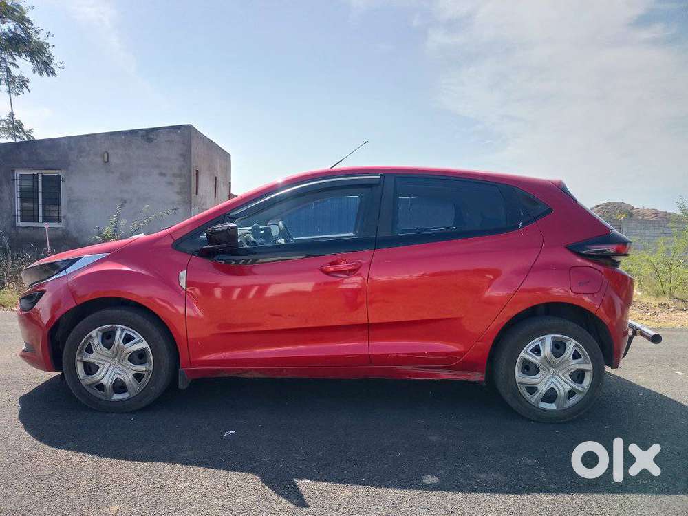 Tata Altroz 1.2 Xm Plus, 2021, Petrol