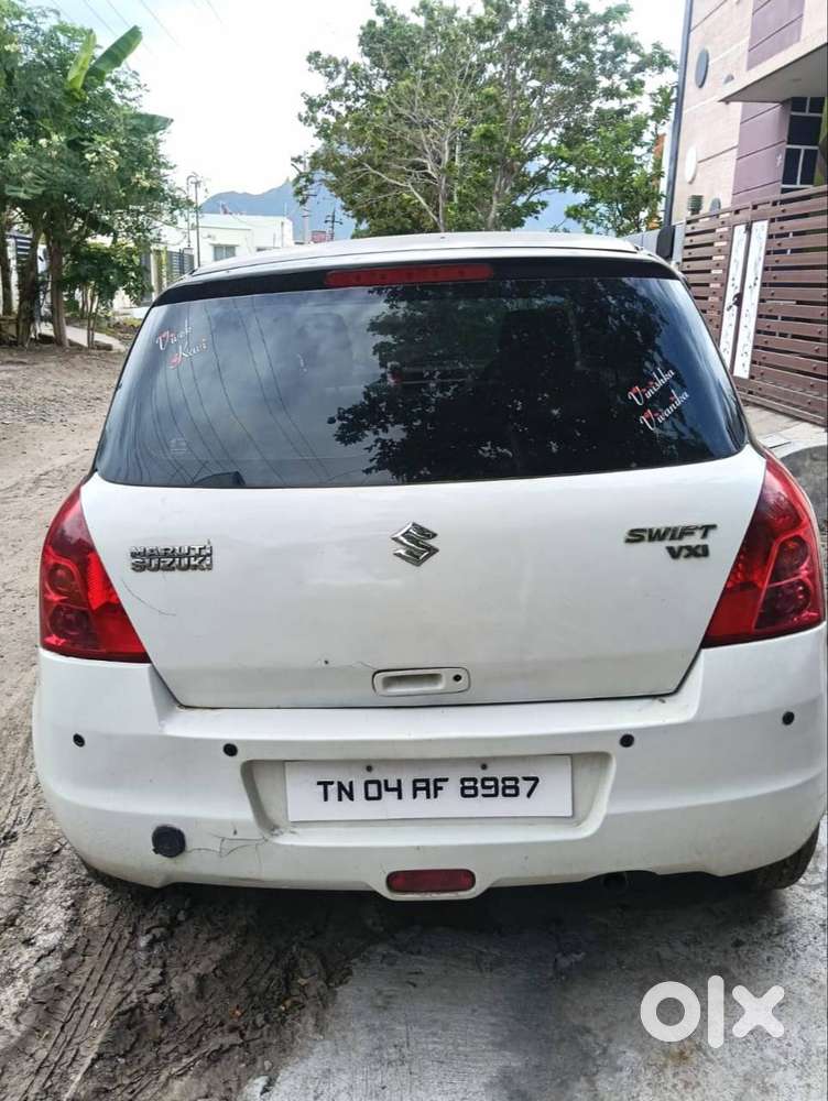 Maruti Suzuki Swift 2011 Petrol