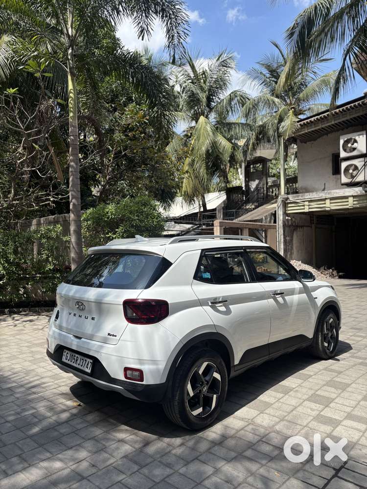 Hyundai Venue Sx Plus Turbo Dct, 2019, Petrol