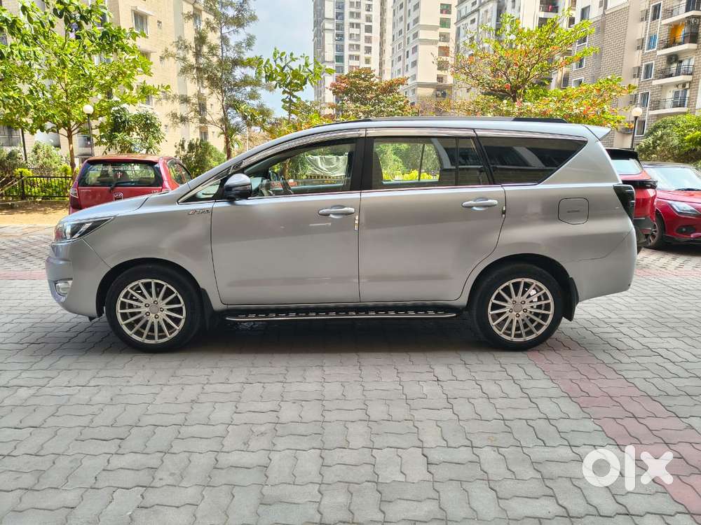 Toyota Innova Crysta 2.8 Gx At, 2018, Diesel