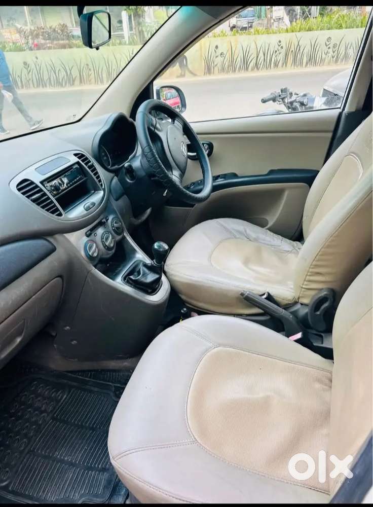 Hyundai I10 2012 Petrol 65000 Km Driven