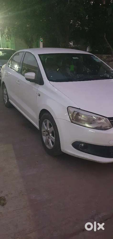 Volkswagen Vento 2011 Petrol Manual 87000 Km