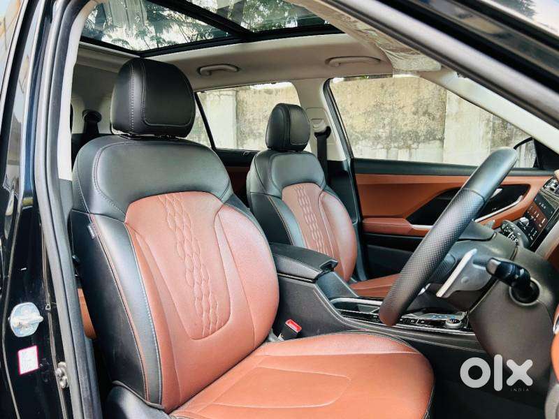 Hyundai Alcazar 2.0 Signature (o) Petrol At 6 Str, 2022, Petrol