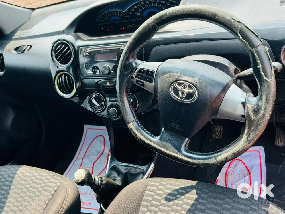 Toyota Etios Cross 2014 Diesel 90000 Km Driven