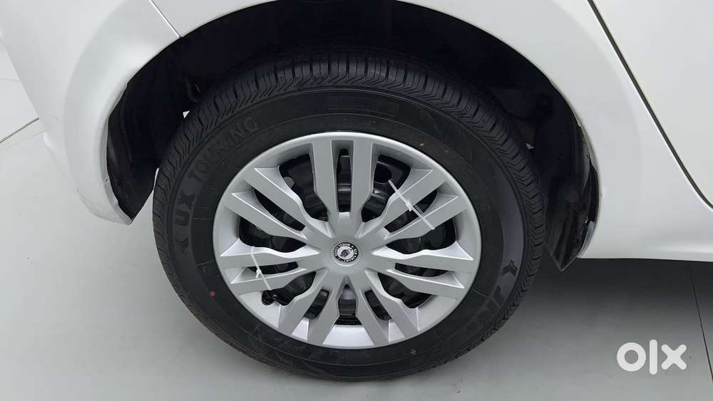 Tata Tiago 1.2 Revotron Xt, 2017, Petrol