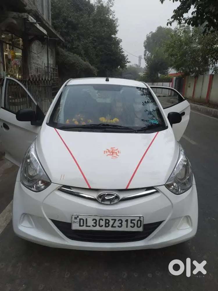 Hyundai Eon Magna 2012 Variant