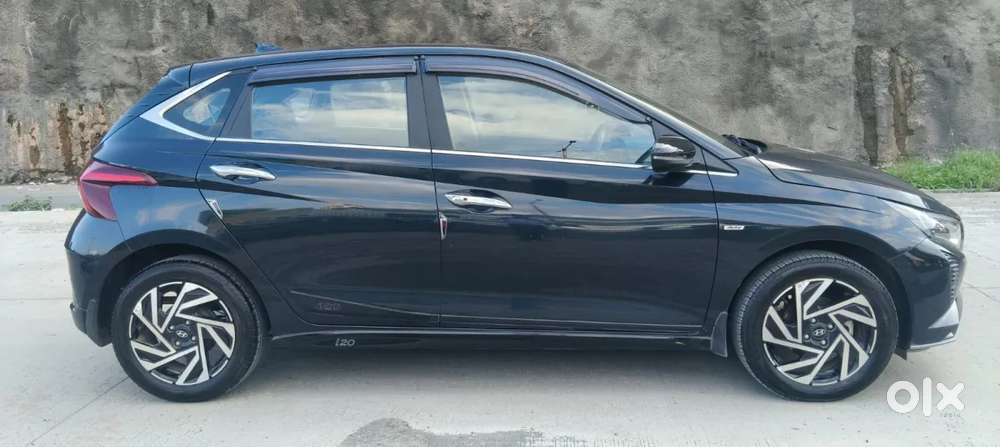Hyundai I20 Asta (o) 1.2 Ivt, 2024, Petrol