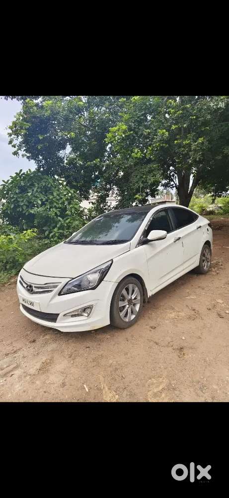 I Want To Sell Hyundai Verna1.6 Sx 2011.new Battery, Engine Oil Change