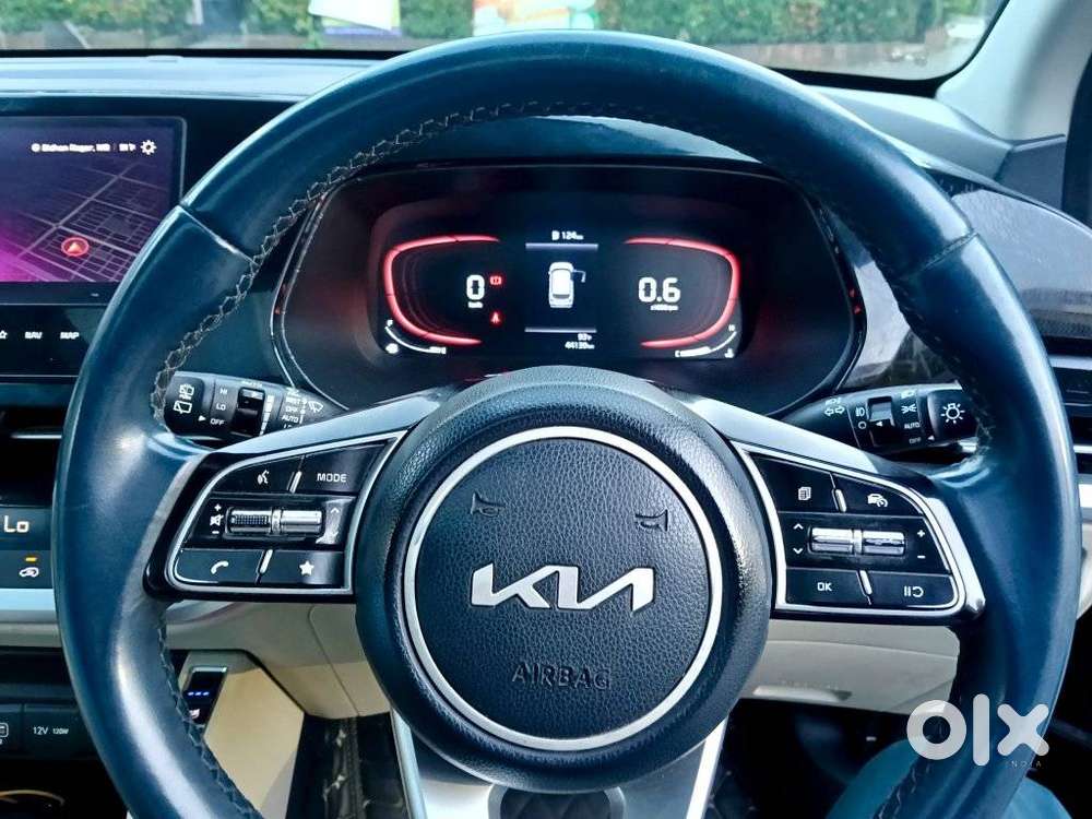 Kia Carens 1.4 Luxury Plus 6 Str, 2022, Petrol