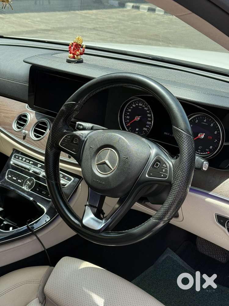 Mercedes-benz E-class E200 Lwb, 2017, Petrol