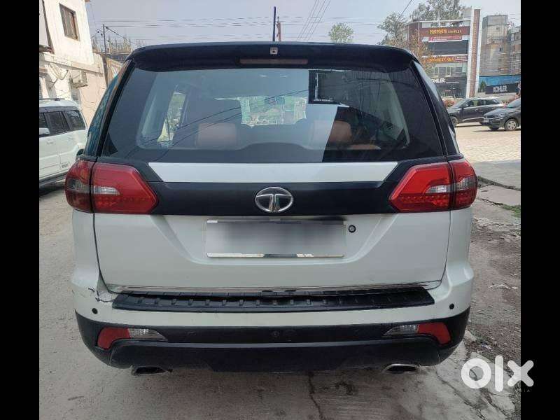 Tata Hexa Xe, 2018, Diesel