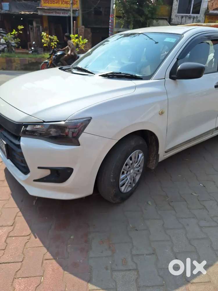 Maruti Suzuki Dzire Lxi 2025