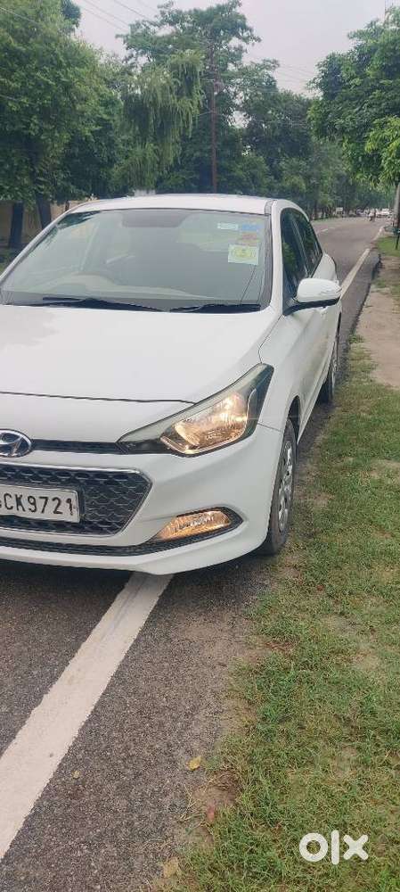 Hyundai Elite I20 Sportz (o) 1.2, 2017, Petrol