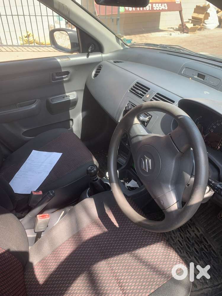 Swift 1.2 Lxi Petrol 2010