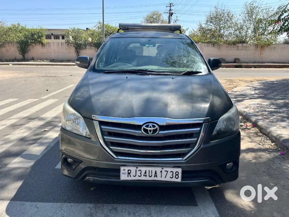 Innova 2.5 V