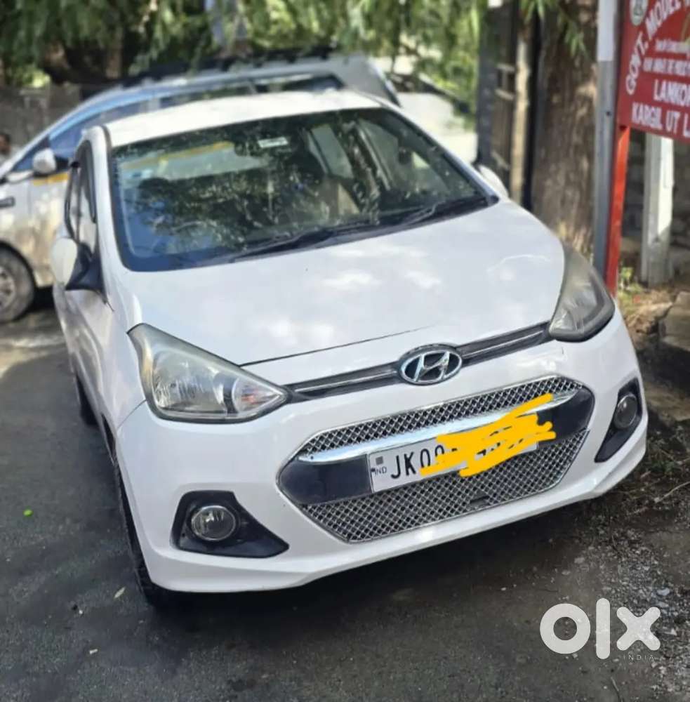 Hyundai Xcent 2015 Petrol 66000 Km Driven