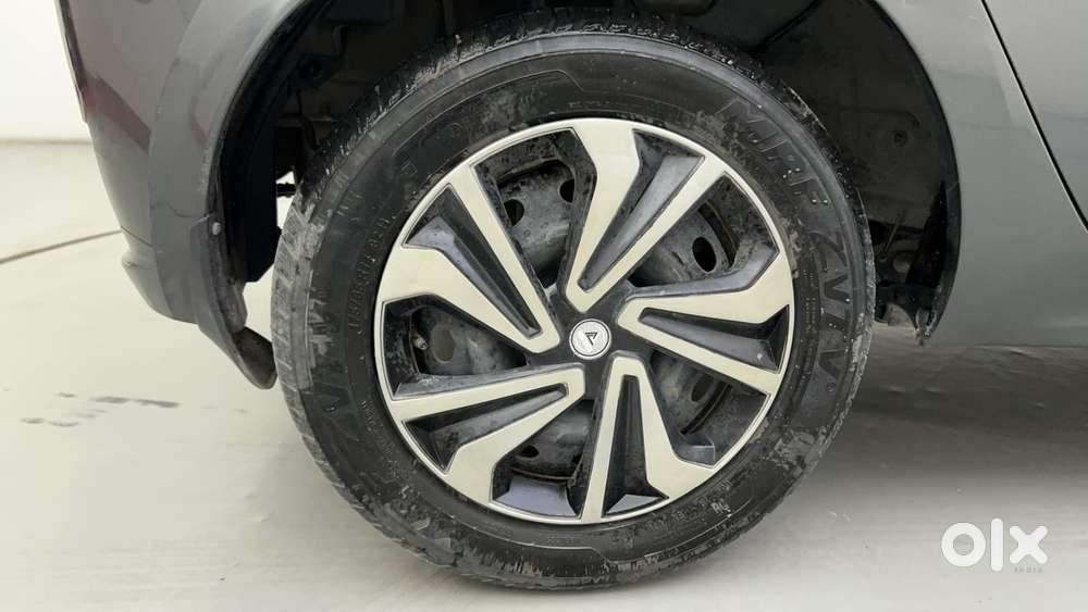 Tata Tiago 1.05 Revotorq Xt Option, 2022, Petrol
