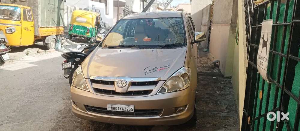 Toyota Innova 2006 Diesel 175000 Km Driven
