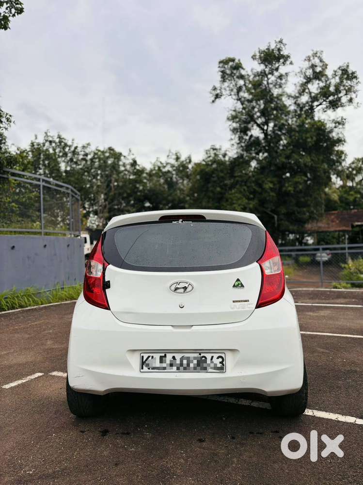 Hyundai Eon Era+ – Excellent Condition  Company Maintained  Reaad
