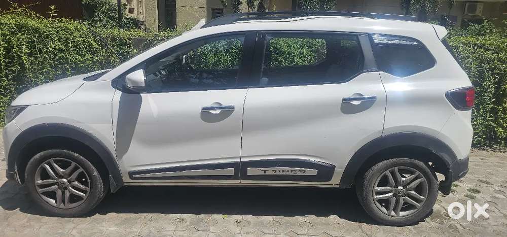 Renault Triber Automatic Petrol
