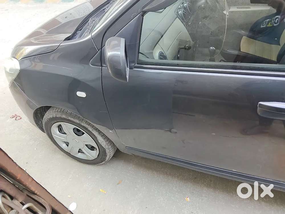 Renault Lodgy Rxl 8-seater  Well Maintained  Smooth Drive