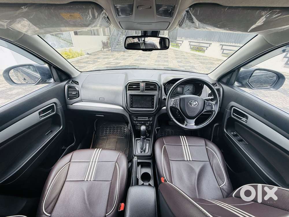 Toyota Urban Cruiser 1.5 Premium Grade At, 2022, Petrol