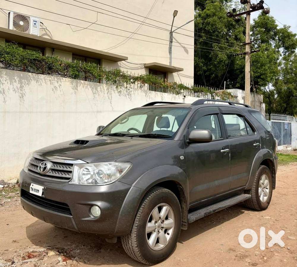 Toyota Fortuner 2009-2011 3.0 Diesel, 2010, Diesel