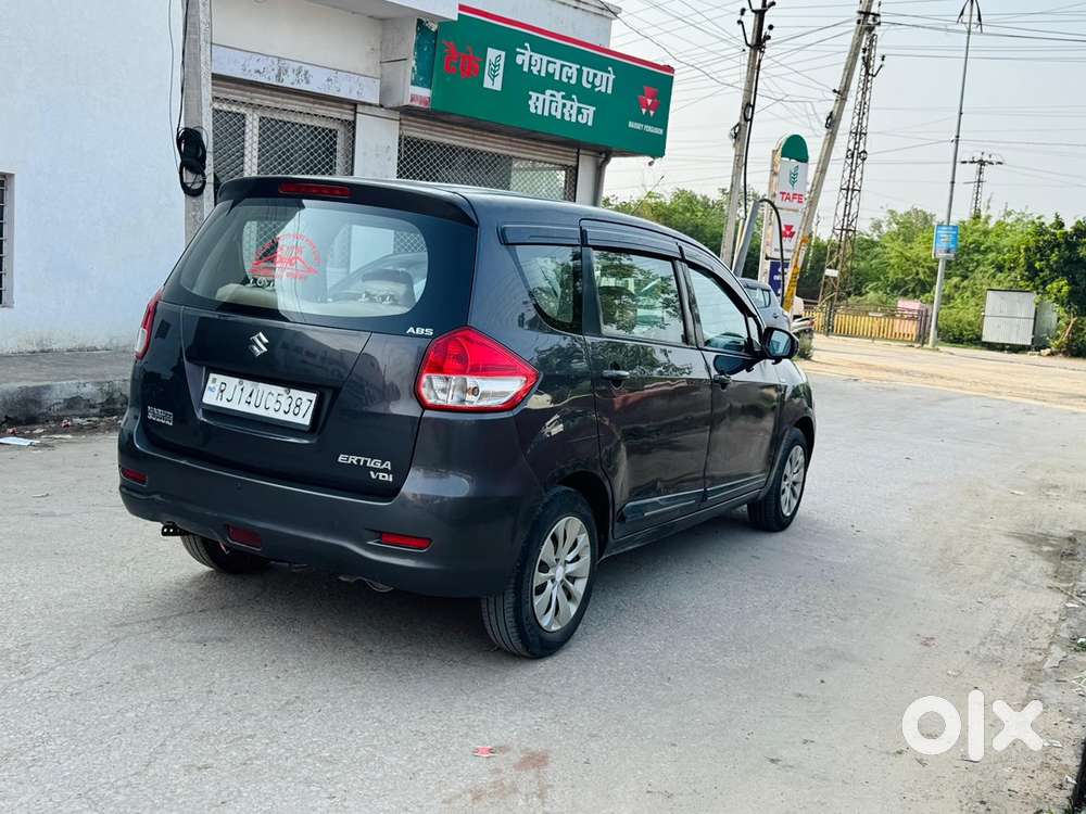 Maruti Suzuki Ertiga 2013