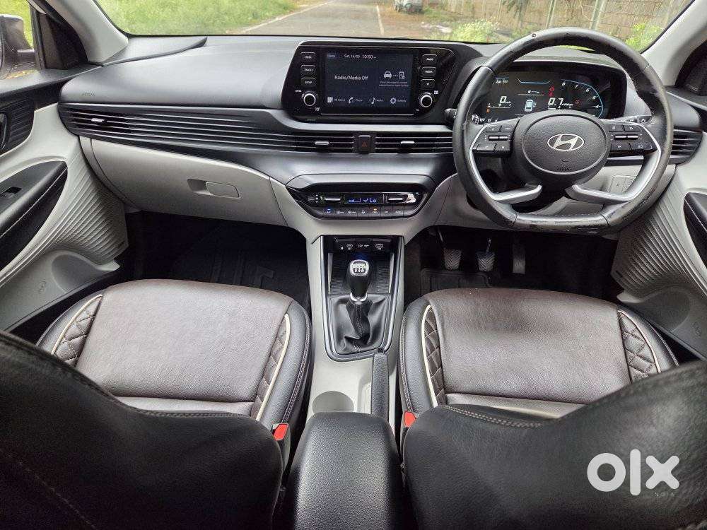Hyundai New I20 1.2 Asta (o) Mt, 2023, Petrol