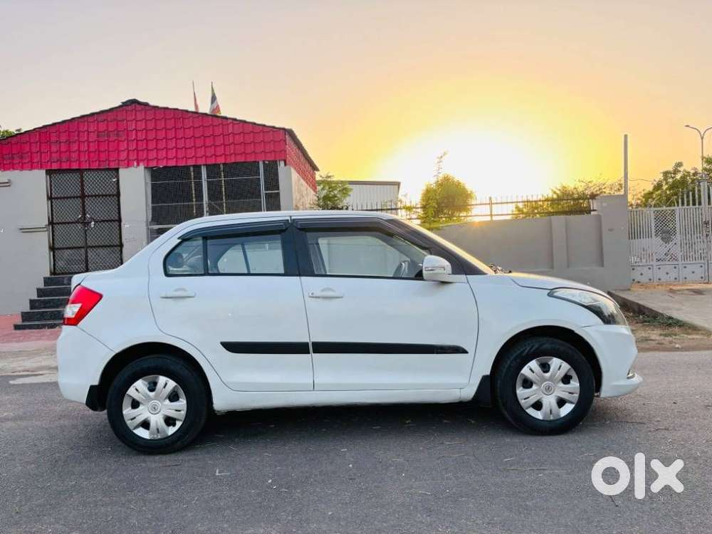 Maruti Suzuki Swift Dzire Vxi Optional, 2016, Petrol